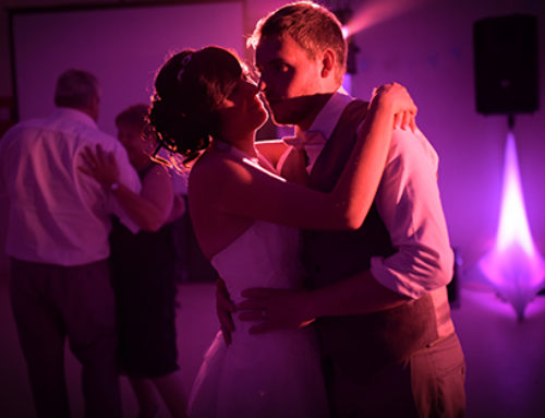 Mariage d’Olivia et Benjamin dans la Salle des Fêtes les Peupliers à Grugies